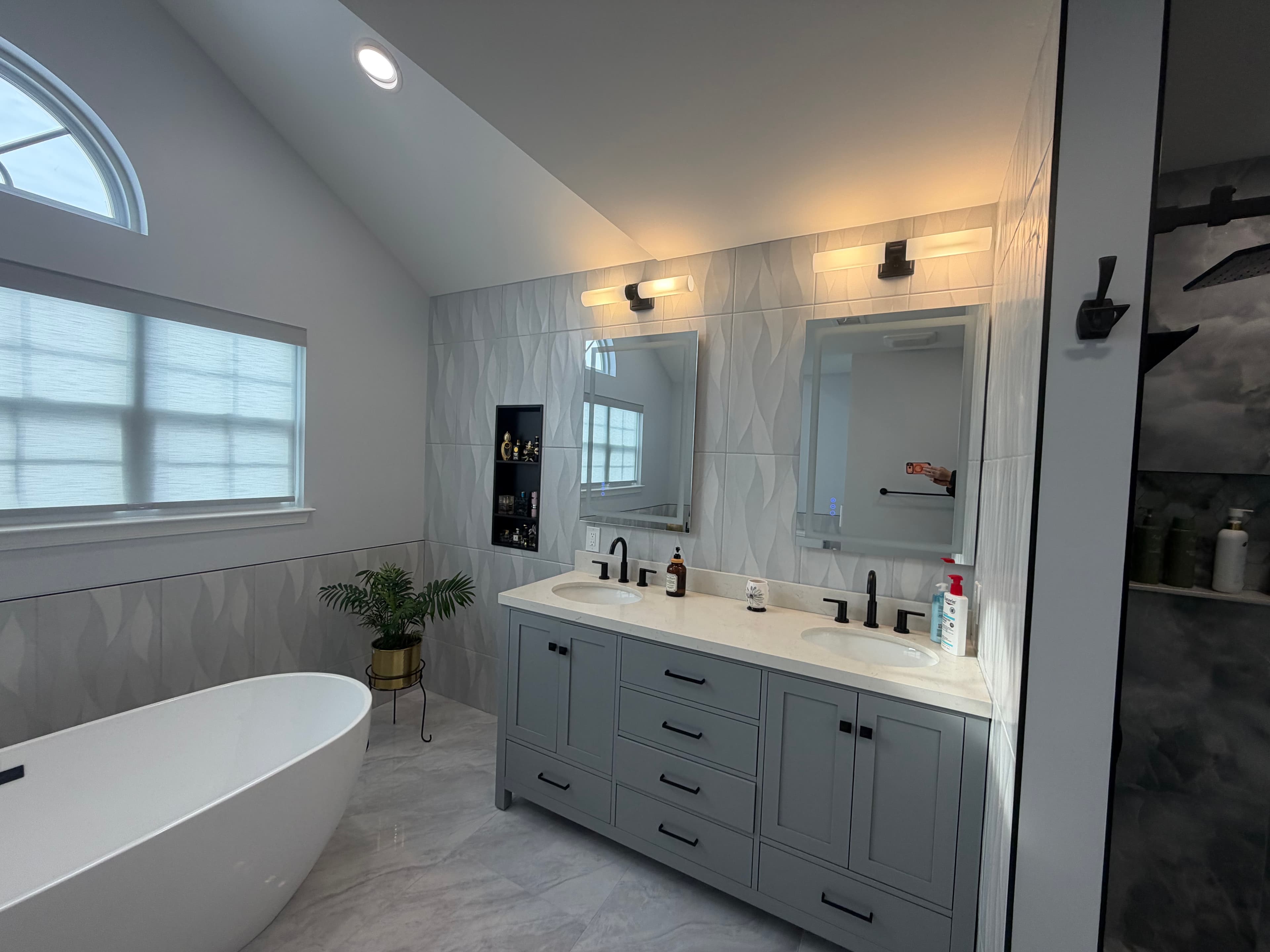 Luxury modern master bathroom